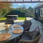 Dom wakacyjny Idyllic Wooden House By Two Beaches Sonderby (Sonderjylland)