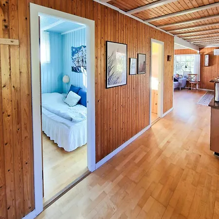 Authentic 1950s Wooden House By Two Beaches * Sonderby (Sonderjylland)