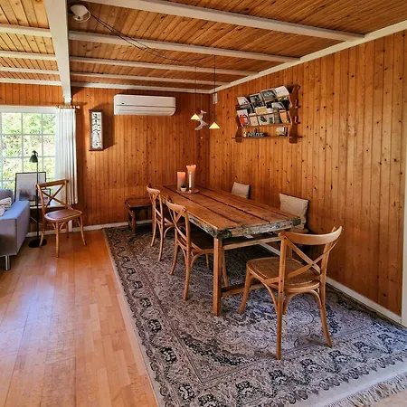 Idyllic Wooden House By Two Beaches *