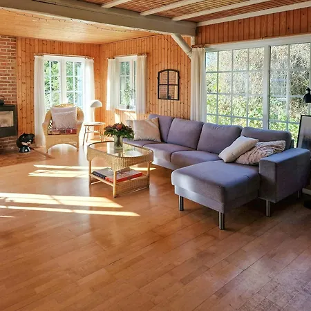 Authentic 1950s Wooden House By Two Beaches